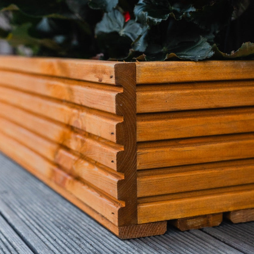Jardinière en bois avec insert en plastique - 64cm x 24cm