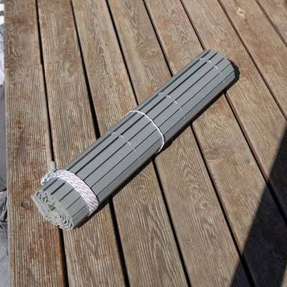 Store enrouleur en bois pour pergola - Gris
