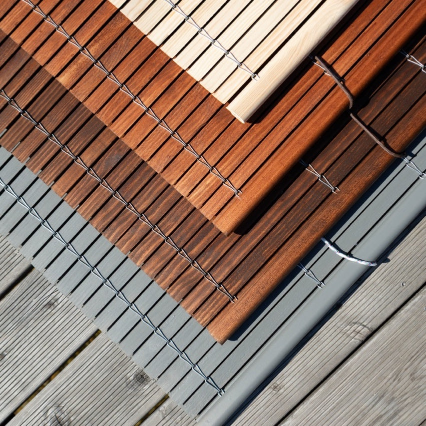 Store enrouleur en bois pour pergola - Brun